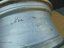 Load image into Gallery viewer, 1x Alufelge 17 Zoll 7.5&quot; 5x112 49ET 5G060125BG VW Golf Vii Rim Wheel