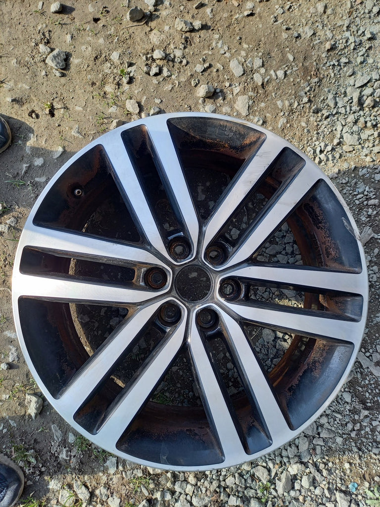 1x Alufelge 19 Zoll 7.5" 6x114.3 50ET Glanz Silber A4704015700 Mercedes-Benz