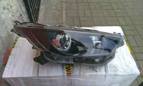 Frontscheinwerfer Toyota 4 Yaris Rechts Scheinwerfer Headlight