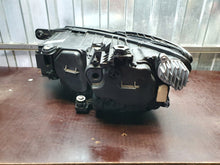 Laden Sie das Bild in den Galerie-Viewer, Frontscheinwerfer VW Passat B8 3G1941082P Rechts Scheinwerfer Headlight