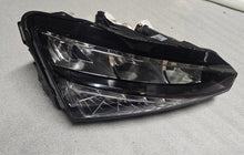 Load image into Gallery viewer, Frontscheinwerfer Skoda Scala 657941016 Rechts Scheinwerfer Headlight SCH6599694845xj