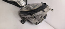 Laden Sie das Bild in den Galerie-Viewer, Frontscheinwerfer Mercedes-Benz W203 A2038203761 Xenon Ein Satz Headlight SCH5160641277kl