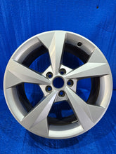 Load image into Gallery viewer, 1x Alufelge 18 Zoll 8.0" 5x112 8Y0601025J Audi A3 Rim Wheel FEL7023237808fk
