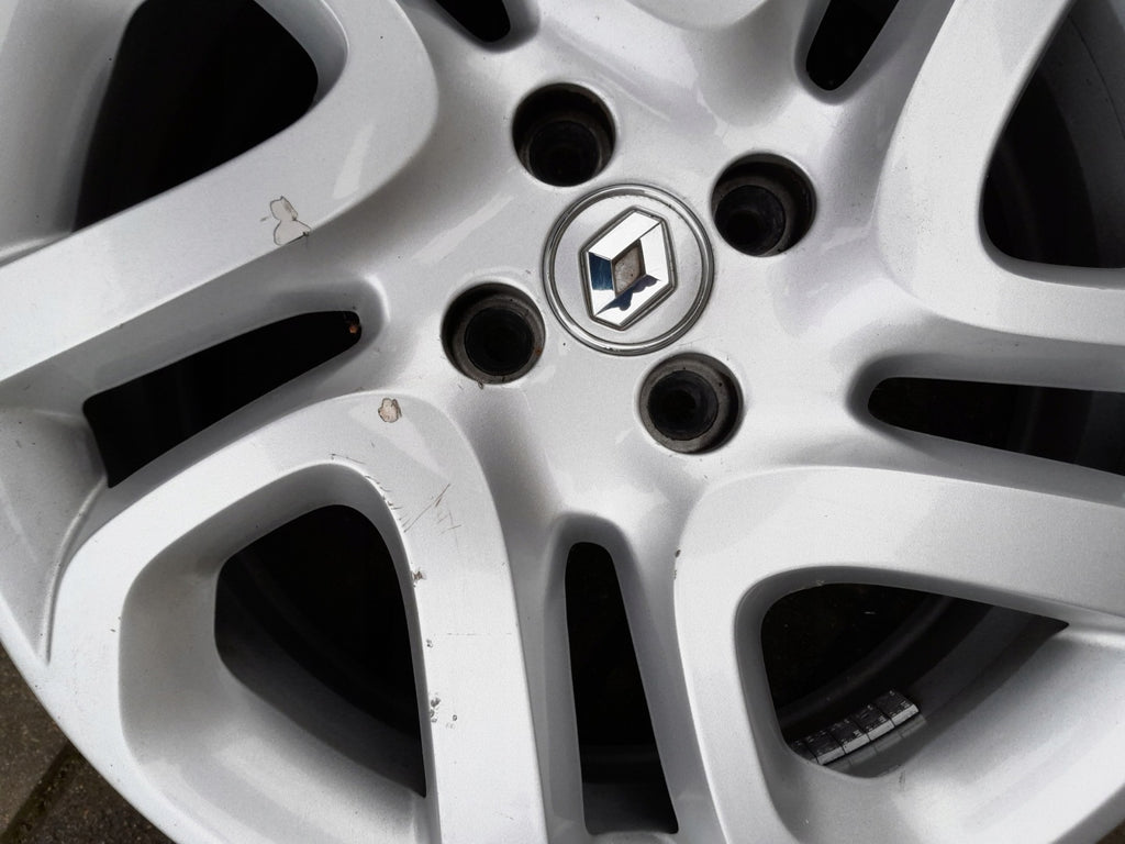 1x Alufelge 17 Zoll 6.5" 4x100 40ET Glanz Renault Captur Rim Wheel FEL7937535033os