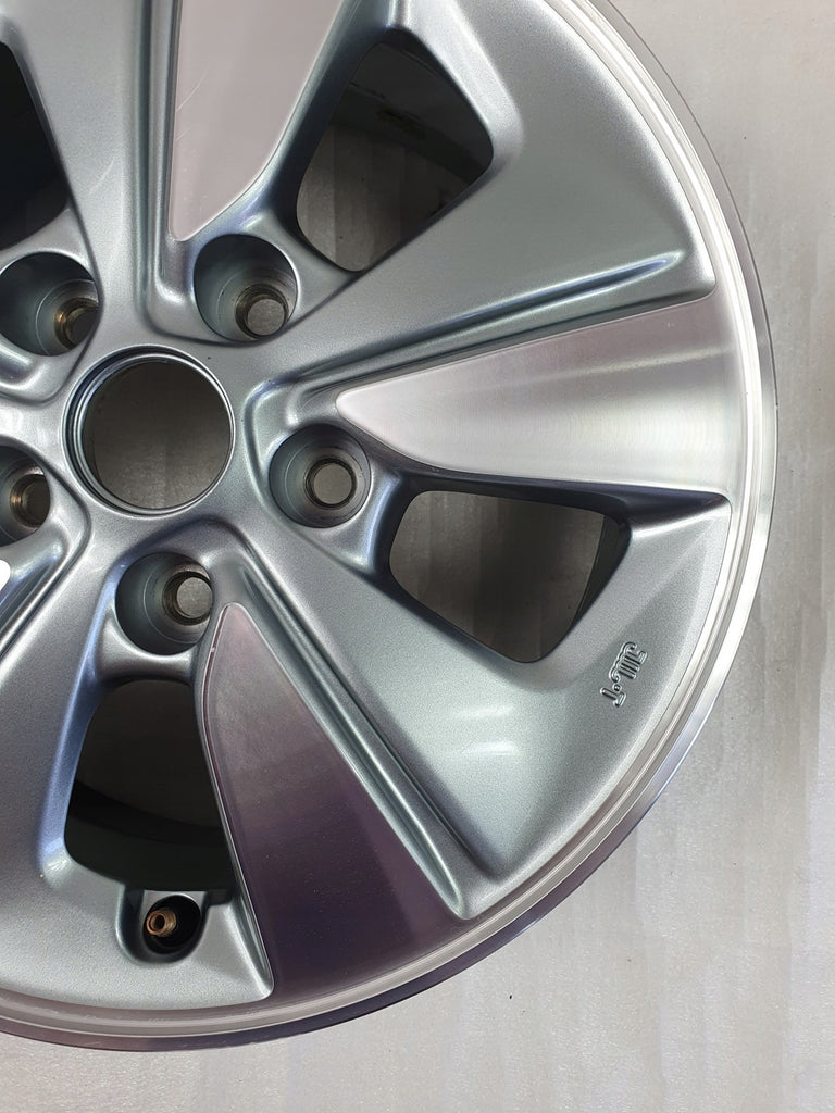 1x Alufelge 15 Zoll 6.0" 5x114.3 45ET 4FA1A Nissan Leaf Ze0 Ze1 Pulsar Rim Wheel