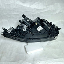 Laden Sie das Bild in den Galerie-Viewer, Frontscheinwerfer VW Tiguan 5NB941082 Full LED Rechts Scheinwerfer Headlight