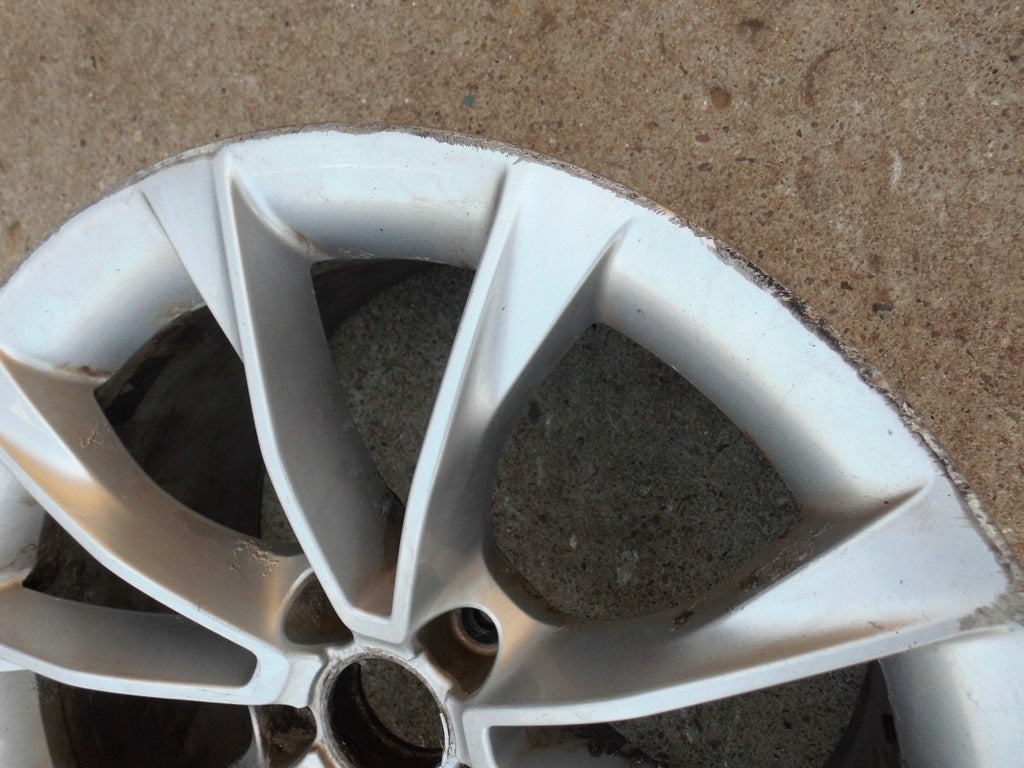 1x Alufelge 18 Zoll 8.5" 5x112 29ET Glanz Silber 8T0601025CA Audi A4 B8 FEL7623597024kh