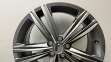 Laden Sie das Bild in den Galerie-Viewer, 1x Alufelge 17 Zoll 6.5" 5x100 39ET Glanz Grau 2GM601025G VW Rim Wheel FEL6072366782ez