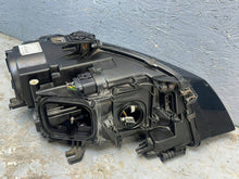 Laden Sie das Bild in den Galerie-Viewer, Frontscheinwerfer Audi A4 B8 8K0941003 LED Ein Stück (Rechts oder Links)