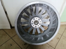 Load image into Gallery viewer, 1x Alufelge 19 Zoll 8.5" 5x120 25ET 6861225 BMW 6 F06 Rim Wheel FEL8123505373ob
