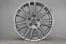 Laden Sie das Bild in den Galerie-Viewer, 1x Alufelge 17 Zoll 7.0&quot; 5x108 50ET BS7J-CA Ford Rim Wheel