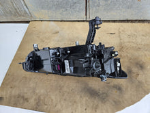 Laden Sie das Bild in den Galerie-Viewer, Frontscheinwerfer Seat Tarraco 5FJ941007J 5FB941008F LED Rechts oder Links