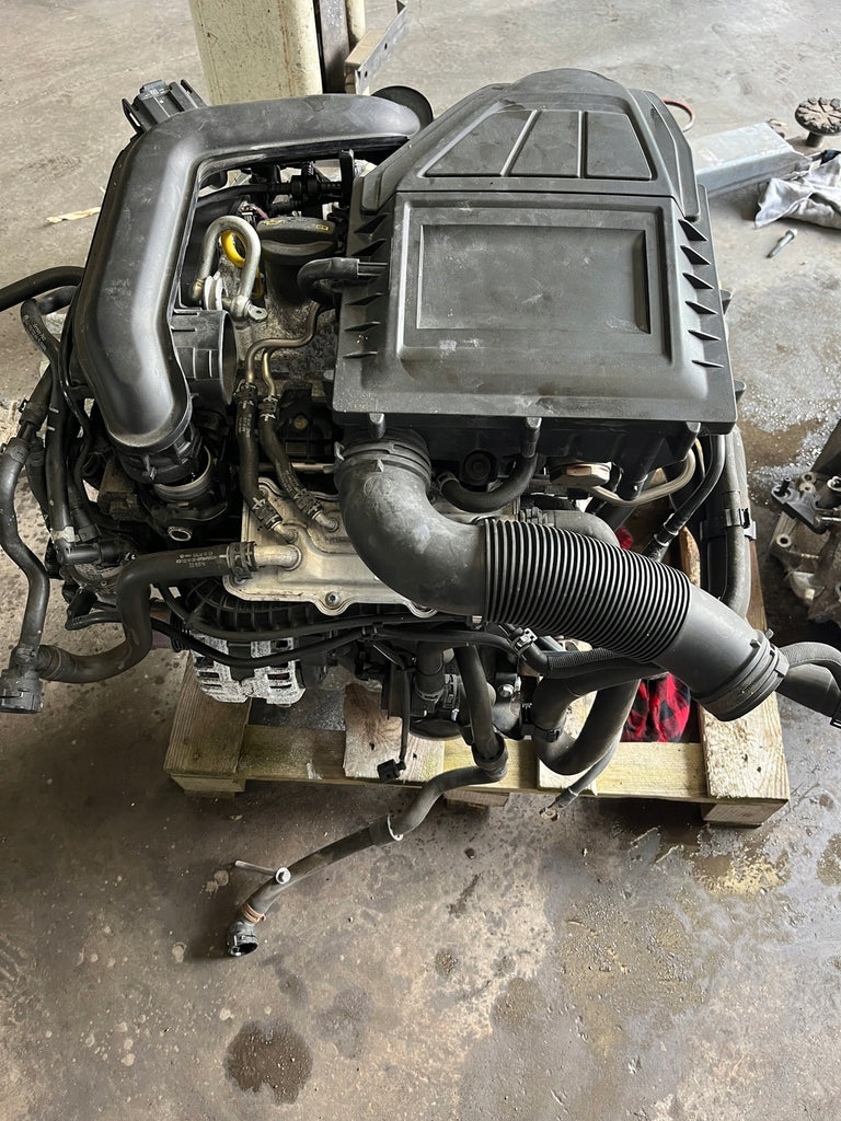 Motor Seat VW Leon III CHZ 1.0 TSI 115PS 85kW 2015 Benzin Engine Komplett