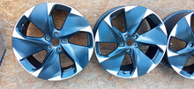 Laden Sie das Bild in den Galerie-Viewer, 4x Alufelge 19 Zoll 7.5" 5x112 50ET Matt Schwarz 10E601025J Cupra Born I FEL1084326635vl