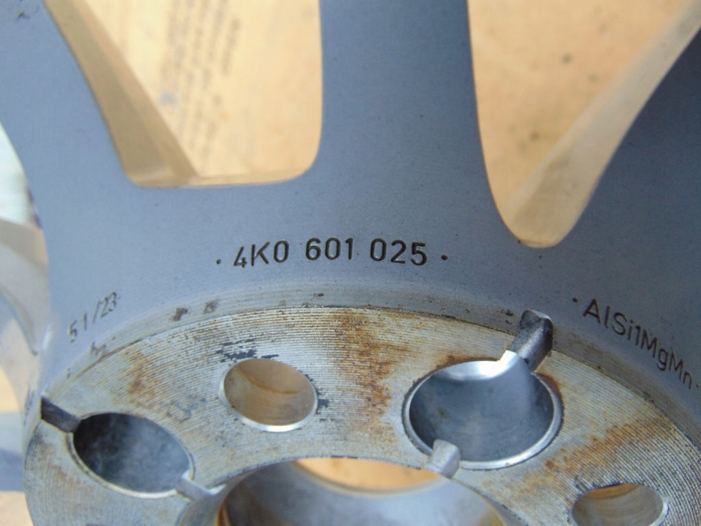 1x Alufelge 17 Zoll 7.5" 5x112 36ET 4K0601025 Audi A6 C8 Rim Wheel FEL4659497103km