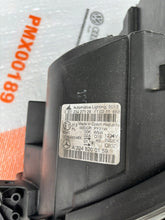 Laden Sie das Bild in den Galerie-Viewer, Frontscheinwerfer Mercedes-Benz W204 A2048200159 Bi-Xenon Links Headlight SCH4536469454tx