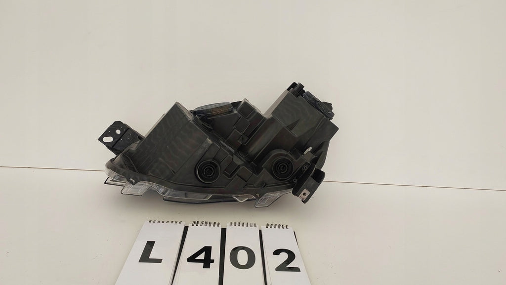 Frontscheinwerfer Peugeot Partner 8216826880 Rechts Scheinwerfer Headlight SCH9630820133ku
