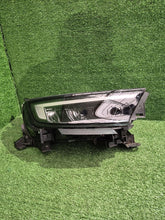 Laden Sie das Bild in den Galerie-Viewer, Frontscheinwerfer Opel Mokka 9847939180 368158932 LED Rechts Headlight SCH6756280679wq