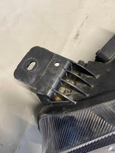 Load image into Gallery viewer, Frontscheinwerfer Ford Focus MX7B-13E015-EB LED Links Scheinwerfer Headlight SCH2338941641yt