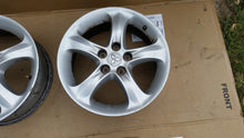 Laden Sie das Bild in den Galerie-Viewer, 1x Alufelge 17 Zoll 7.0&quot; 5x114.3 Mitsubishi Rim Wheel