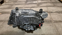 Laden Sie das Bild in den Galerie-Viewer, Frontscheinwerfer Man 81251016736 Rechts Scheinwerfer Headlight SCH8190101683qg