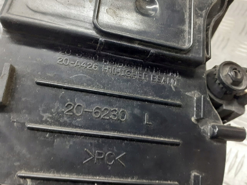 Frontscheinwerfer Skoda Fabia I Links Scheinwerfer Headlight