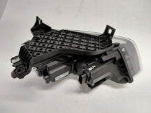 Laden Sie das Bild in den Galerie-Viewer, Frontscheinwerfer Audi Q3 8U0941004M Rechts Scheinwerfer Headlight SCH3336842483pt