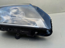 Laden Sie das Bild in den Galerie-Viewer, Frontscheinwerfer VW Passat B7 3AB941006 Rechts Scheinwerfer Headlight