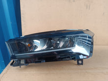 Laden Sie das Bild in den Galerie-Viewer, Frontscheinwerfer Skoda Enyaq 5LB941015 LED Links Scheinwerfer Headlight
