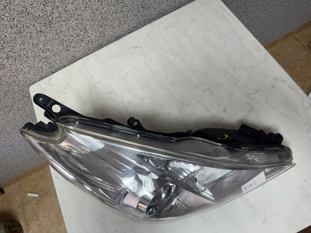 Frontscheinwerfer Toyota Prius Plus Rechts Scheinwerfer Headlight SCH5394543668ok