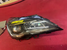 Laden Sie das Bild in den Galerie-Viewer, Frontscheinwerfer Opel Astra 39047199 Rechts Scheinwerfer Headlight SCH5035188810ey