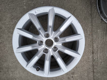 Laden Sie das Bild in den Galerie-Viewer, 4x Alufelge 17 Zoll 7.0" 5x112 43ET 8U0601025S Audi Q3 Rim Wheel FEL9495335965uw