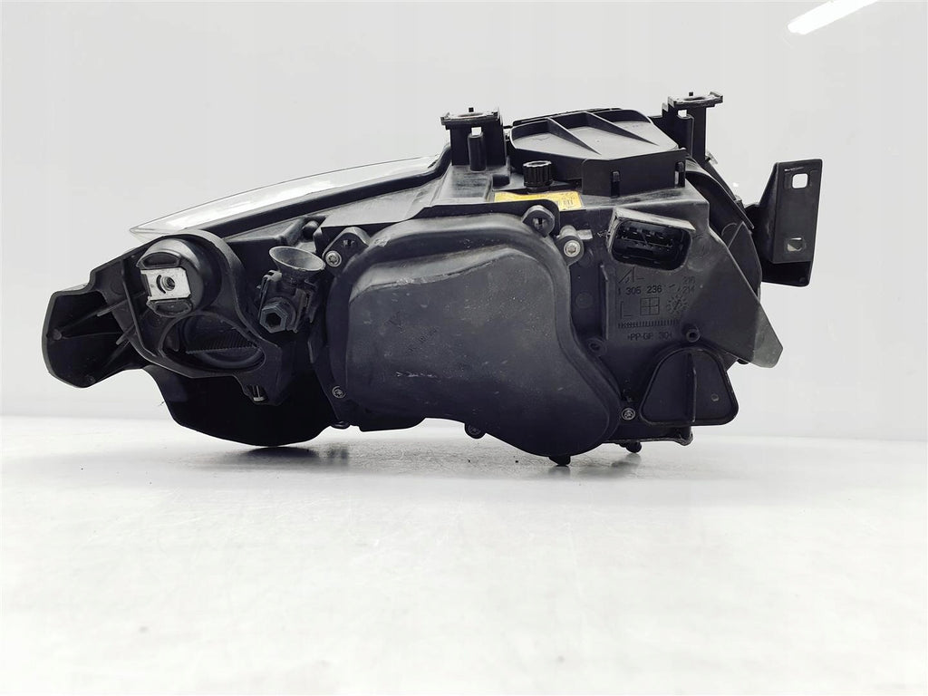 Frontscheinwerfer BMW 3 E93 E92 1307022629 1307022630 Xenon Rechts oder Links SCH8175409750cl