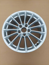 Load image into Gallery viewer, 1x Alufelge 17 Zoll 7.5&quot; 5x112 51ET Glanz Silber 8V0601025BN Audi A3 Rim Wheel