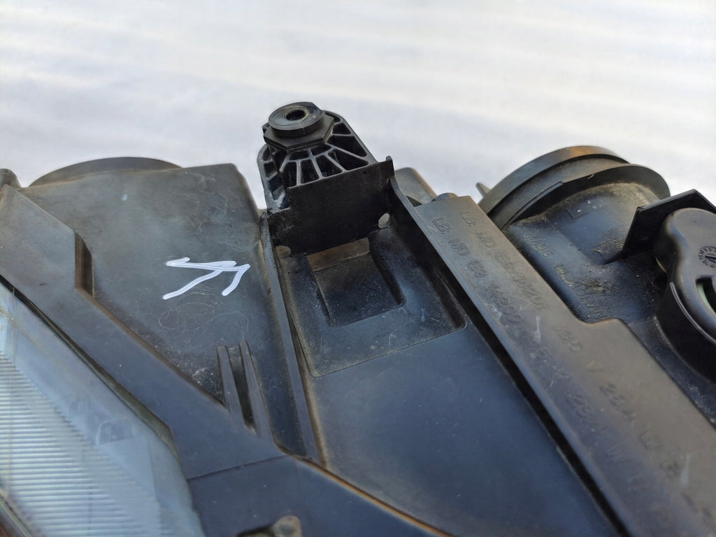 Frontscheinwerfer Seat Ateca 575941008D Rechts Scheinwerfer Headlight