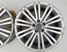 Load image into Gallery viewer, 1x Alufelge 17 Zoll 7.0&quot; 5x100 46ET Glanz Silber 6R0601025 VW Polo Rim Wheel