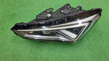 Laden Sie das Bild in den Galerie-Viewer, Frontscheinwerfer Seat Leon 5FB941007F LED Links Scheinwerfer Headlight