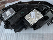 Load image into Gallery viewer, Frontscheinwerfer VW Touran 5TB941082D 5TB941081D LED Rechts oder Links