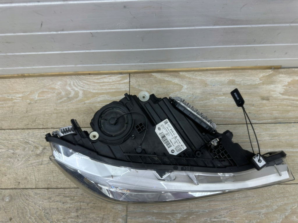 Frontscheinwerfer BMW 3 F30 F31 7492616-01 LED Rechts Scheinwerfer Headlight SCH9778791716zj