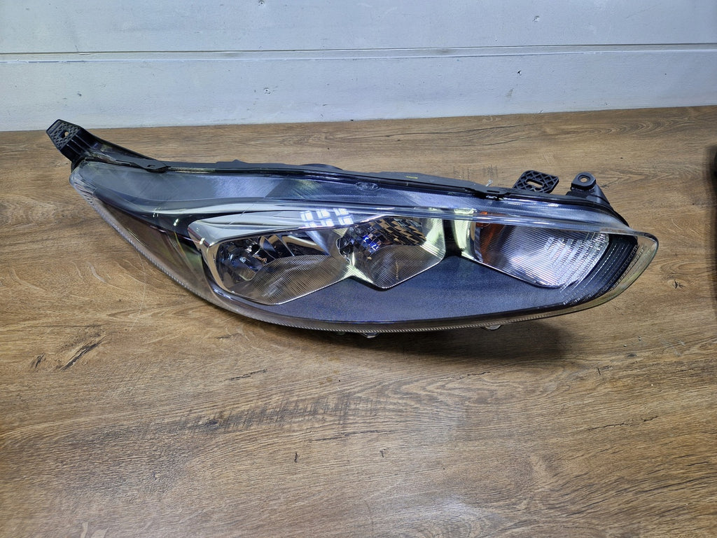 Frontscheinwerfer Ford Fiesta C1BB-13W029-AH Rechts Scheinwerfer Headlight