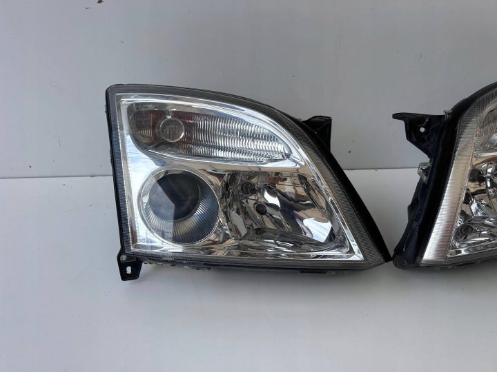Frontscheinwerfer Opel Vectra C 155887-00 155888-00 Xenon Ein Satz Headlight SCH4093889525om