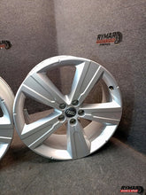 Laden Sie das Bild in den Galerie-Viewer, 4x Alufelge 20 Zoll 8.0" 5x112 28ET Glanz Silber 4M0071490 Audi Q7 Rim Wheel FEL2356308514td