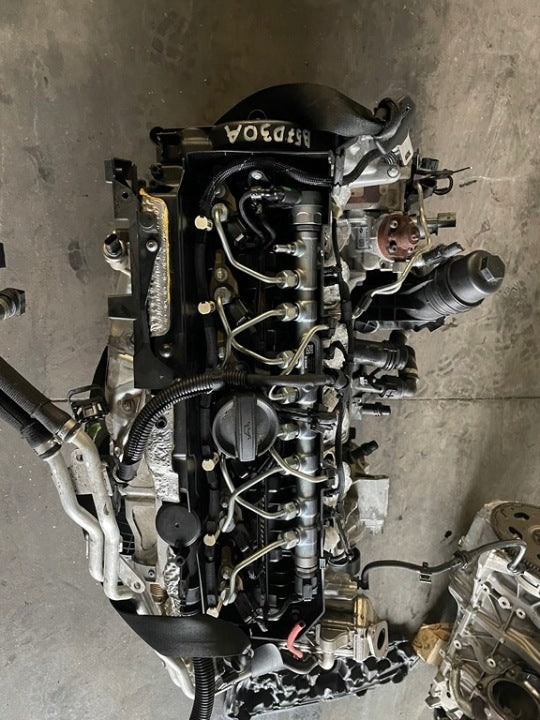 Motor BMW G30 G01 G05 G20 B57D30A 3.0 Diesel Engine Unkomplett MOT3846424108qs