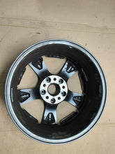 Laden Sie das Bild in den Galerie-Viewer, 1x Alufelge 17 Zoll 7.0" 5x112 6891173 BMW 2 Active Tourer U06 Rim Wheel FEL2103890653kb