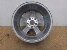 Laden Sie das Bild in den Galerie-Viewer, 1x Alufelge 16 Zoll 6.0&quot; 5x112 32ET A2034013102 Mercedes-Benz Rim Wheel