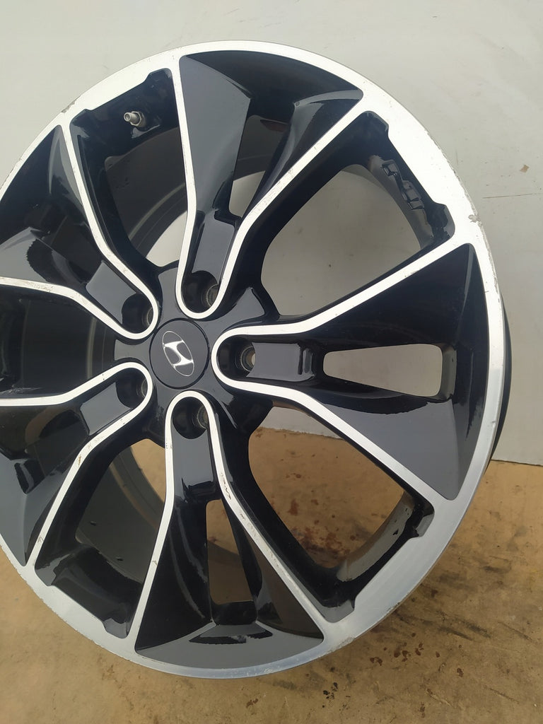 1x Alufelge 19 Zoll 8.0" 5x114.3 55ET Glanz Silber 52910-S0100 Hyundai Rim Wheel