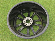 Laden Sie das Bild in den Galerie-Viewer, 1x Alufelge 19 Zoll 8.5" 5x112 52ET Mercedes-Benz Amg Rim Wheel FEL1743088731jh