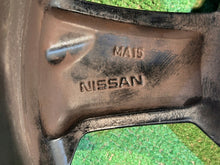 Load image into Gallery viewer, 1x Alufelge 17 Zoll 7.0" 5x114.3 35ET 403006PD1B Nissan Juke Rim Wheel FEL6197775543je
