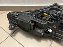Laden Sie das Bild in den Galerie-Viewer, Frontscheinwerfer Skoda Superb III 3V1941015B Xenon Links Scheinwerfer Headlight SCH2702019332vi