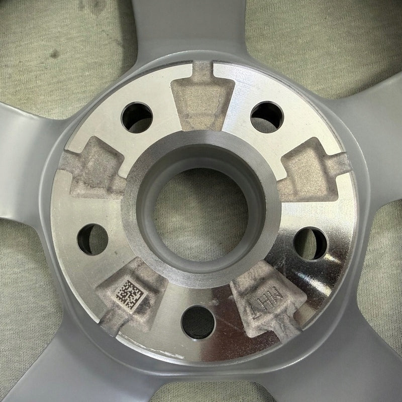 1x Alufelge 18 Zoll 8.0" 5x112 39ET Glanz Silber 4K0601025D Audi Rim Wheel FEL1113423074ue
